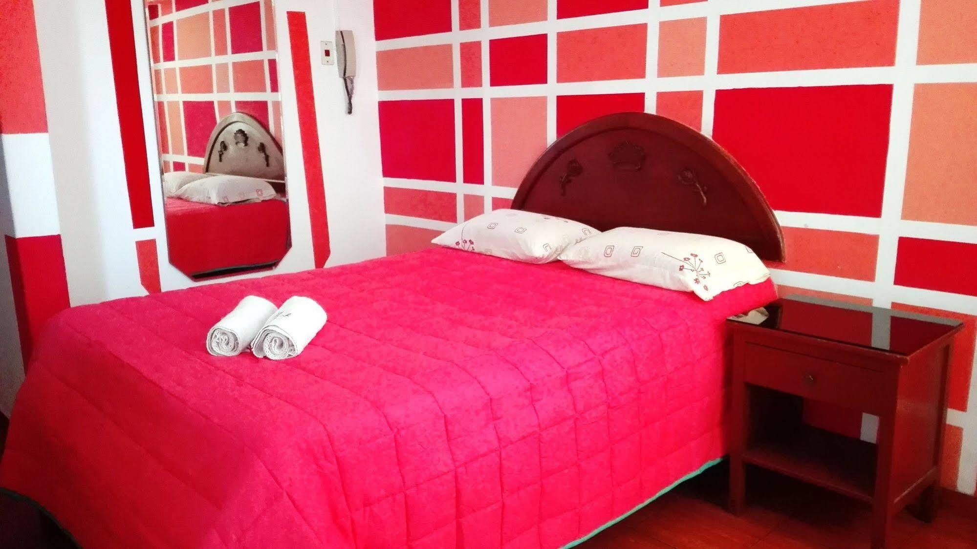 La Posada Del Rey - Lima Airport Hostel Экстерьер фото
