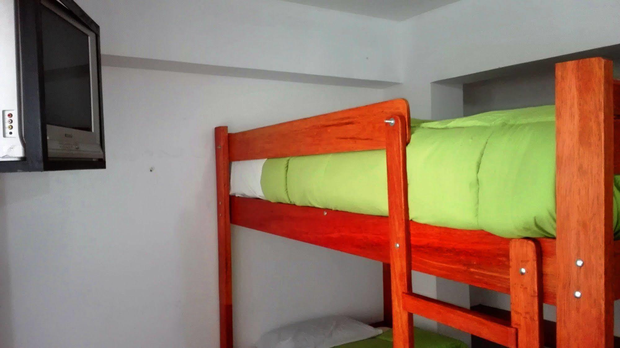 La Posada Del Rey - Lima Airport Hostel Экстерьер фото